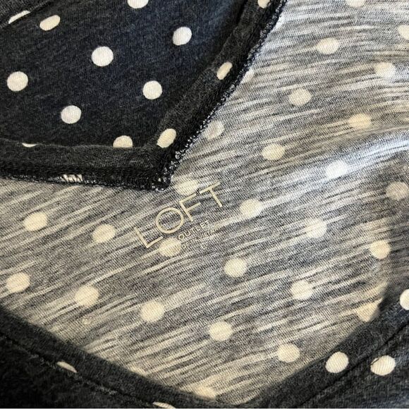 Bundle of 2 Tank Tops Loft Old Navy - Picture 7 of 7